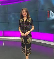 Baju outer dari kain tenun yang modern & model kekinian | cara membuat dress polos jadi modis stylo 2 aylar önce. Hasil Gambar Untuk Dres Tenun Ikat Ntt Tenun Ikat Tenunan Kecantikan