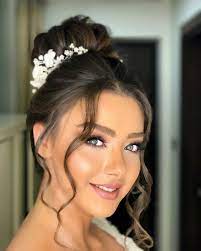Pin By Amounabejawi On Maquillaje Tocados Accesorios Peinados Bride Makeup Wedding Makeup Looks Wedding Hair And Makeup