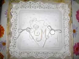 Maybe you would like to learn more about one of these? Elegante Cuscino Portafedi Punto Croce Cuscini