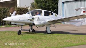 Back when aerobask had their da42 twin star as the only da42 on the market, i reviewed it. 4k Diamond Da42 Twin Star Start Up Taxiing Take Off Landing Touch And Go 700m Runway Youtube