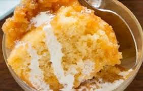 Decouvrez Ces Savoureux Roules De Courgettes Au Fromage Et Au Saumon Fume Recettes Ma Fourchette In 2020 Whiskey Bread Pudding Desserts Canadian Dessert
