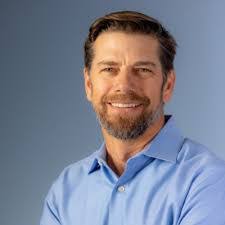 Calvin Elder's Instagram, Twitter & Facebook