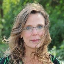 Patti Francis's Instagram, Twitter & Facebook