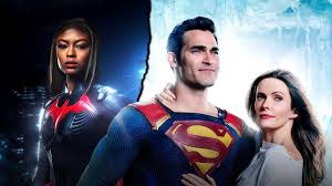 Тайлер хечлин, битси таллоч, алекс гарфин и др. Arrowverse Crossover Between Batwoman And Superman Lois Officially Cancelled The Direct