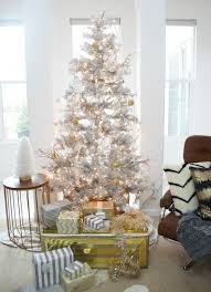 I'm starting my christmas decorating this week. 53 Exciting Silver And White Christmas Tree Decor Ideas Digsdigs