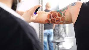 As your skin ages, your tattoo ages with it. How To Keep Your Tattoo From Fading Bad Habits Tattoos