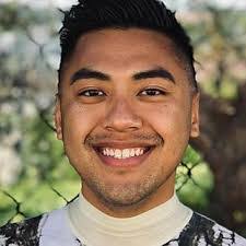 Fou Saelee's Instagram, Twitter & Facebook