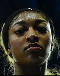 she's definitely the new face of flopping 😂