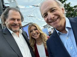 Gloria Ramchandani ☁️ (@ThisIsTechChat)