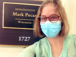 Allison Crook (@AlliHellenbrand)