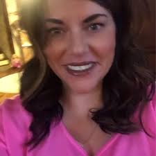 LA BELLA DELLE ROSE SALON & BARBERSHOP