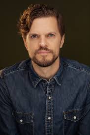 Matthew Ellis's Instagram, Twitter & Facebook