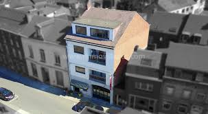 Gembloux Au Coeur De Gembloux Excellent Appartement Situe Au 2eme Etage D Une Petite Residence Sans Ascenseur Et Comprenant Hall D Entree Avec Wc S Vitrage