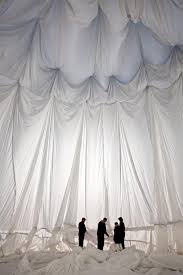 Christo And Jeanne Claude Press Fabric Installation Installation Art Exhibition Design