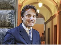 Le site derijkstebelgen.be a dévoilé sa liste des belges les plus riches. Classement Challenges Des 500 Fortunes De France Le Top 10 De L Edition 2018 Challenges