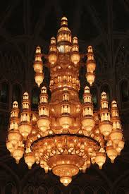 جامع السلطان قابوس مسقط سلطنة عمان sultan qaboos mosque muscat oman village house design chandelier trending decor
