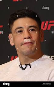 Flyweight champion hi-res stock photography and images