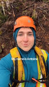 Tom and Sonia dig into the power of handheld trenching with the GeoRipper  and the impact of smart root barrier installation. From minimizing trip  hazards in public spaces to preventing costly foundation