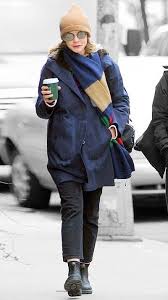Carey Mulligan In New York City New York On Thursday 07 03 19 Veronicatasmania Street Style College Outfits Fashion