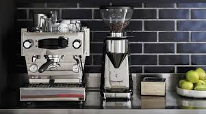 Kopi espresso merupakan salah satu minuman kopi yang paling digemari. Sebelum Membeli Mesin Espresso Simak 3 Tips Ini Majalah Otten Coffee
