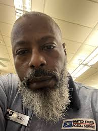 What level is your office? Saying hey from a level 20 🤓 small town sh*t  but believe they make us work!! 😭