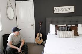 Stick to pale colors in regards to the walls. How To Refresh A Teenage Boys Bedroom With A Painted Feature Wall