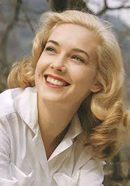 A pic from tonight's 1955 episode, Tarantula. I am surprised, that Vera  Miles did not play the part of Miss Hastings, (Mara Corday). Vera Miles is  usually considered as the led Lady