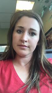 Are these lip gloss? I'm looking for a good gloss