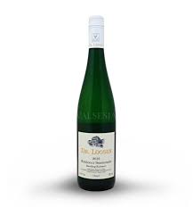 Named for the historic sundial painted on an outcrop of slate by a prüm ancestor back in 1842, the incredibly steep wehlener sonnenuhr vineyard is a renowned source of what is arguably germany's finest riesling. Dr Loosen Riesling Kabinett Wehlener Sonnenuhr R 2012 Dry 0 75 L