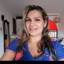 🌿 Escudo Persa (Strobilanthes dyerianus) 🌿 ¡Da la bienvenida a un toque  de belleza exótica en tu jardín o espacio interior con el Escudo Persa! Su  follaje llamativo presenta hojas de un