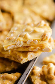 Microwave Peanut Brittle Is An Easy 15 Minute Candy Recipe Perfect For The Holidays It S A Family Favo In 2020 Microwave Peanut Brittle Peanut Brittle Brittle Recipes
