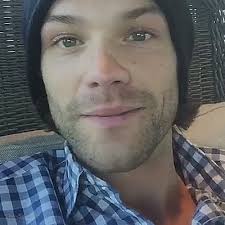 Jared Padalecki blowing kisses