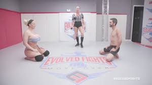 مصارعة خلع الملابس - gonta.tv