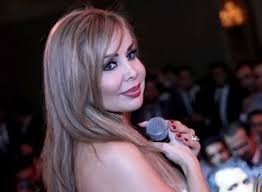 Jun 19, 2021 · ظهرت الفنانة المصرية مي عمر عبر صورها التي نشرتهم على صفحتها الشخصية على الانستجرام بإطلالة جريئة في الصورة الأول وارتدت فستانا باللون الأسود قصير جدا واعتمدت على إطلالتها تسريحة شعر انسيابية بسيطة وحذاء اسود شتوي. Ù„Ù† ØªØµØ¯Ù‚ ÙƒÙŠÙ ÙƒØ§Ù† Ø´ÙƒÙ„ Ø±ÙˆÙ„Ø§ Ø³Ø¹Ø¯ Ù…Ù†Ø° 17 Ø¹Ø§Ù…Ø§ Ù‚Ø¨Ù„ Ø¹Ù…Ù„ÙŠØ§Øª Ø§Ù„ØªØ¬Ù…ÙŠÙ„ ÙˆÙ…Ø§Ø°Ø§ ÙƒØ§Ù† Ø¹Ù…Ù„Ù‡Ø§ Ø´Ø§Ù‡Ø¯