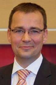 Präsentations- Titel Fortsetzung 3-zeilig