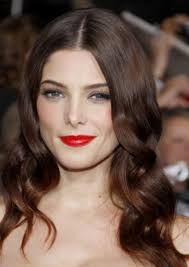 Fan Casting Ashley Greene as Mitzi Hunt in The Cat Lady