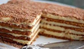 Gateau Aux Petits Beurres Parfum Cafe Comme Dans Mon Enfance Bon A Savoir En 2020 Petit Beurre Gateau Petit Beurre Recette Gateau