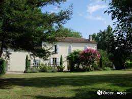 A Classic Girondine Renovated Stone House And Attached Bar Renovation Maison Maison