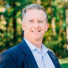 Douglas Shumate's Instagram, Twitter & Facebook