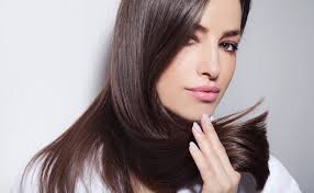 E' il più efficace rimedio della nonna per rendere lucidi i capelli. 4 Rimedi Naturali Per Avere Capelli Morbidi E Lucenti Capelli Soffici Luminosi