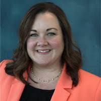 Mindy Collins's Instagram, Twitter & Facebook