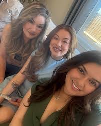 Lizette Martinez's Instagram, Twitter & Facebook