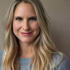 Natalie Petersen's Instagram, Twitter & Facebook