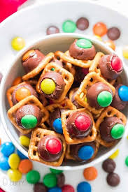 Do hershey kisses may contain peanuts? Pretzel Hershey Kisses Pretzel Gifts For Holiday Currytrail
