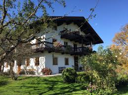 Ferienwohnung Biohof Schwaig Zaubernuss Schliersee Firma Biohof Schwaig Familie Markus Und Notburg Ferienwohnung Schliersee Ferienhaus Bayern Ferienwohnung