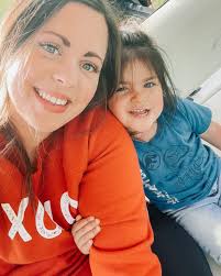 Amanda Shook (@amanda.laurel_) • Instagram photos and videos