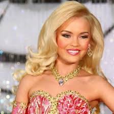 Kylie Jo's Instagram, Twitter & Facebook