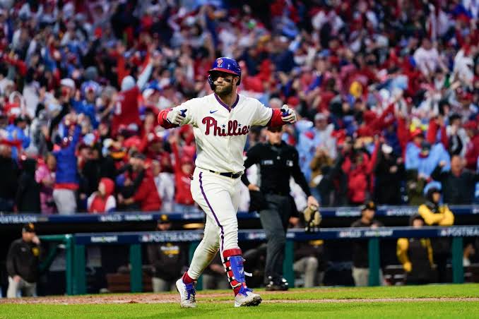 Bryce Harper passed on Dodgers' record offer for long-term home - Los Angeles Times