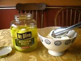 Easy And Delicious Pickled Eggs Youtube