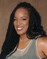 Kelly Gentry's Instagram, Twitter & Facebook